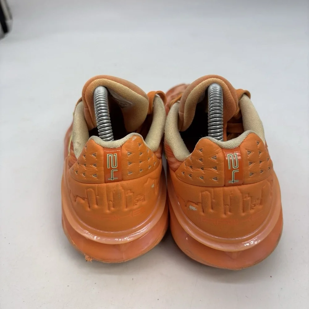 Nike Arike Ogunbowale x Air Zoom GT Cut 2 Shoes Womens 8 Orange
